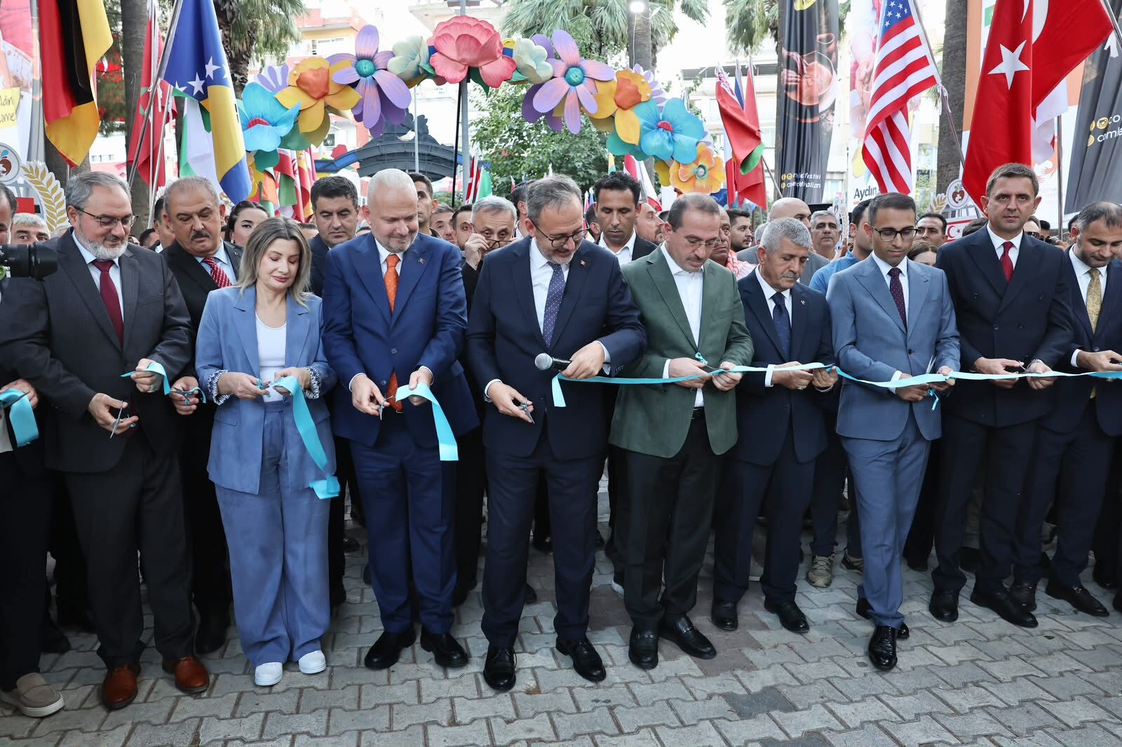Menemen Çömlek Festivali 45 Ülkenin Katılımıyla Başladı (5)