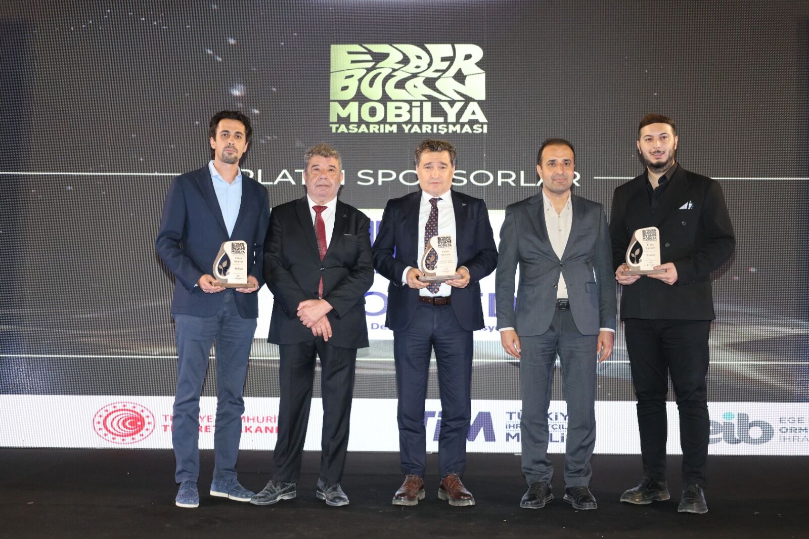 Mobilya Sektöründe ‘Ezber Bozan’ Tasarımlara Ödül (8)