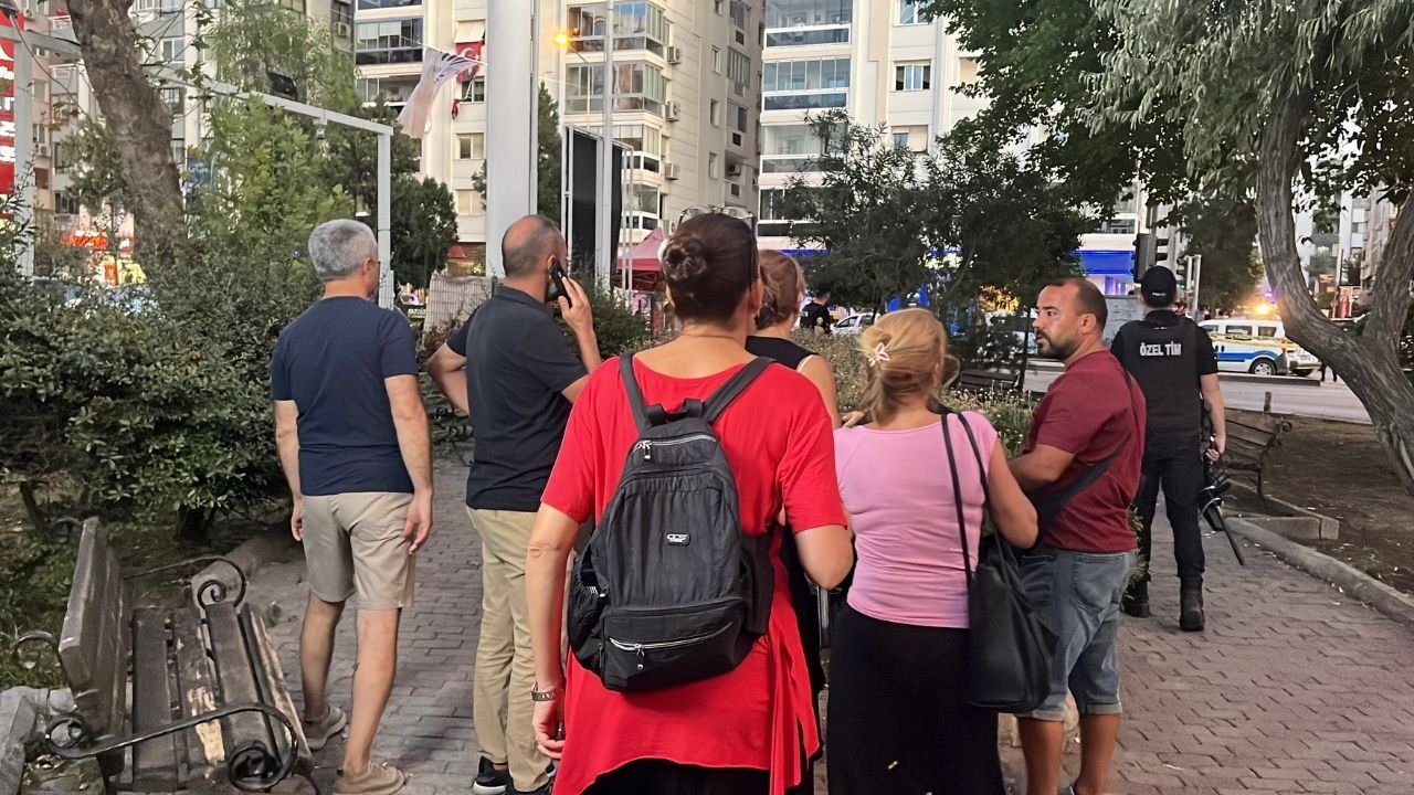Müşteriler Rehin Alındı