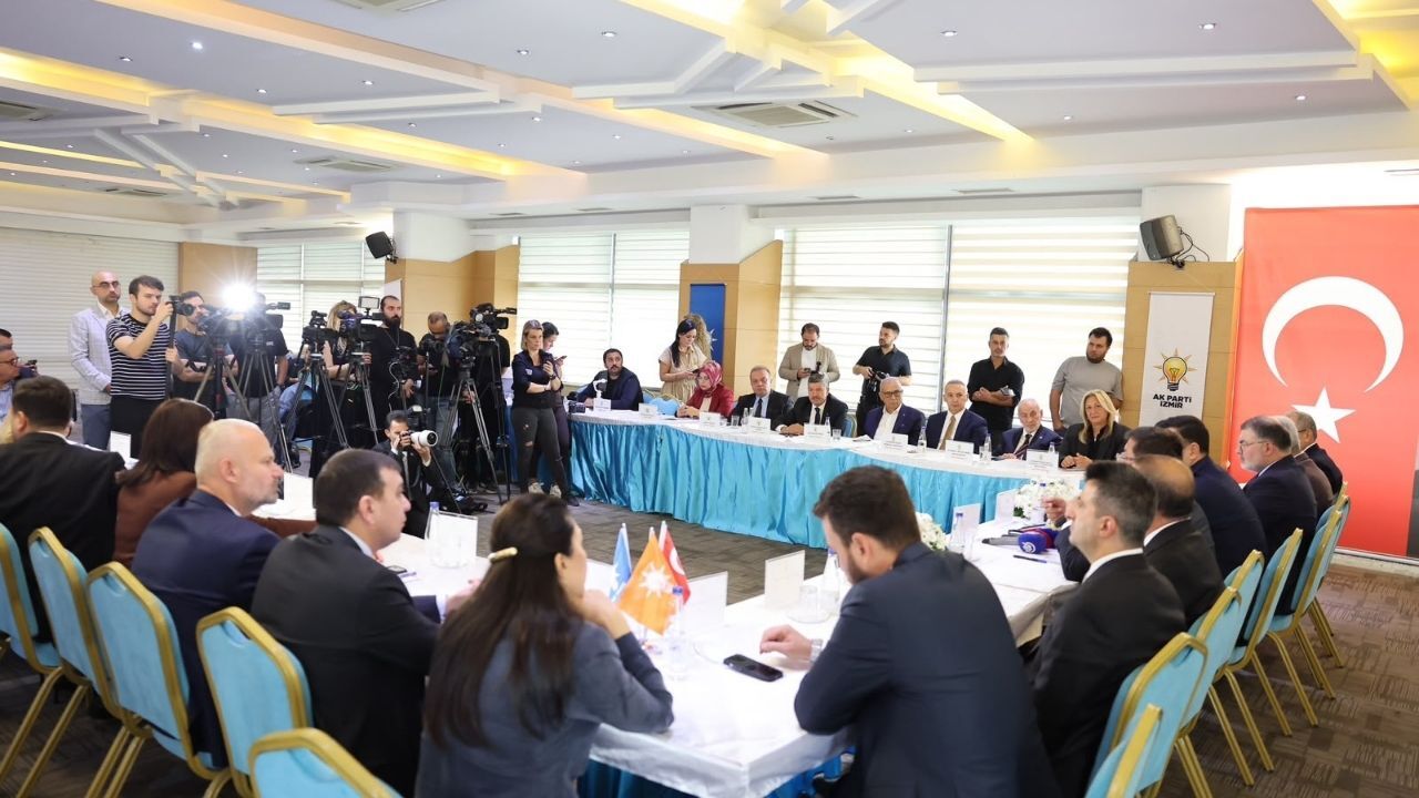 Nihat Zeybekci İzmir’de Terörden Ekonomiye, Emekliden 2028’E Dikkat Çeken Mesajlar2