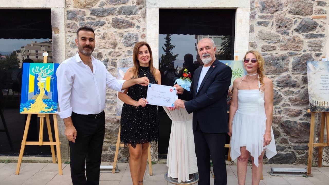 Resim Ve Şiir Barış Için Buluştu2