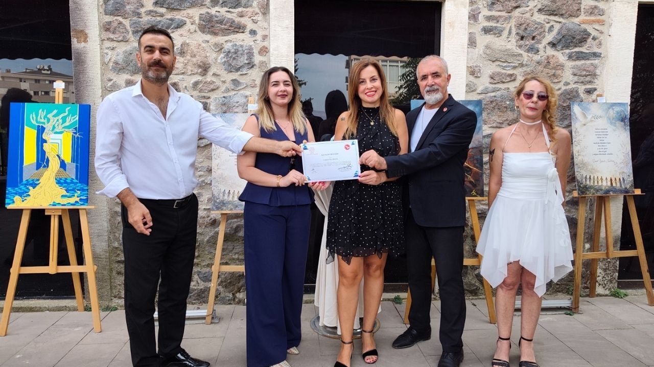 Resim Ve Şiir Barış Için Buluştu5