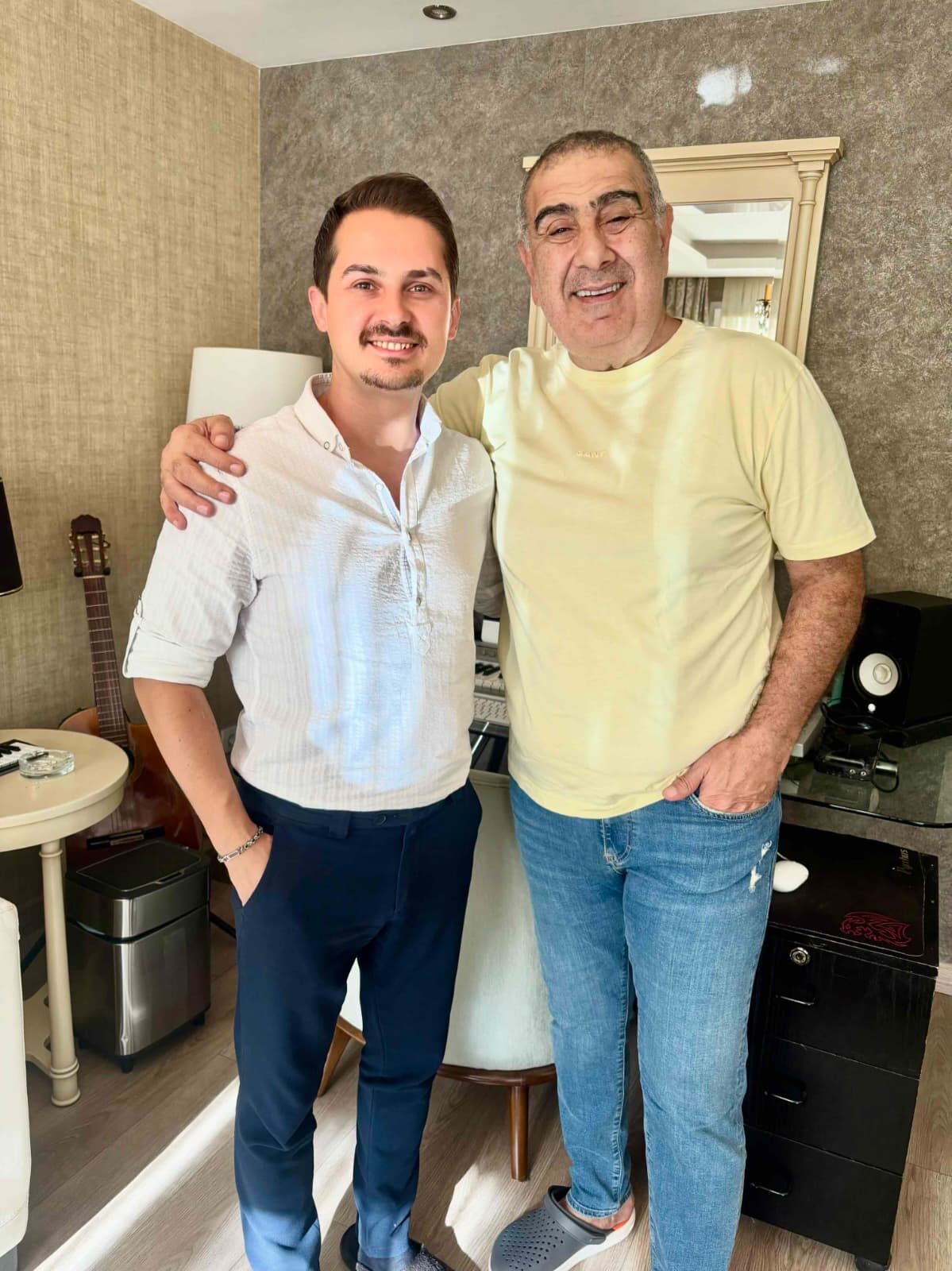 Şarkının Sahibi Eda & Metin Özülkü’den Ayberk Gezer’e Tam Destek! (2)