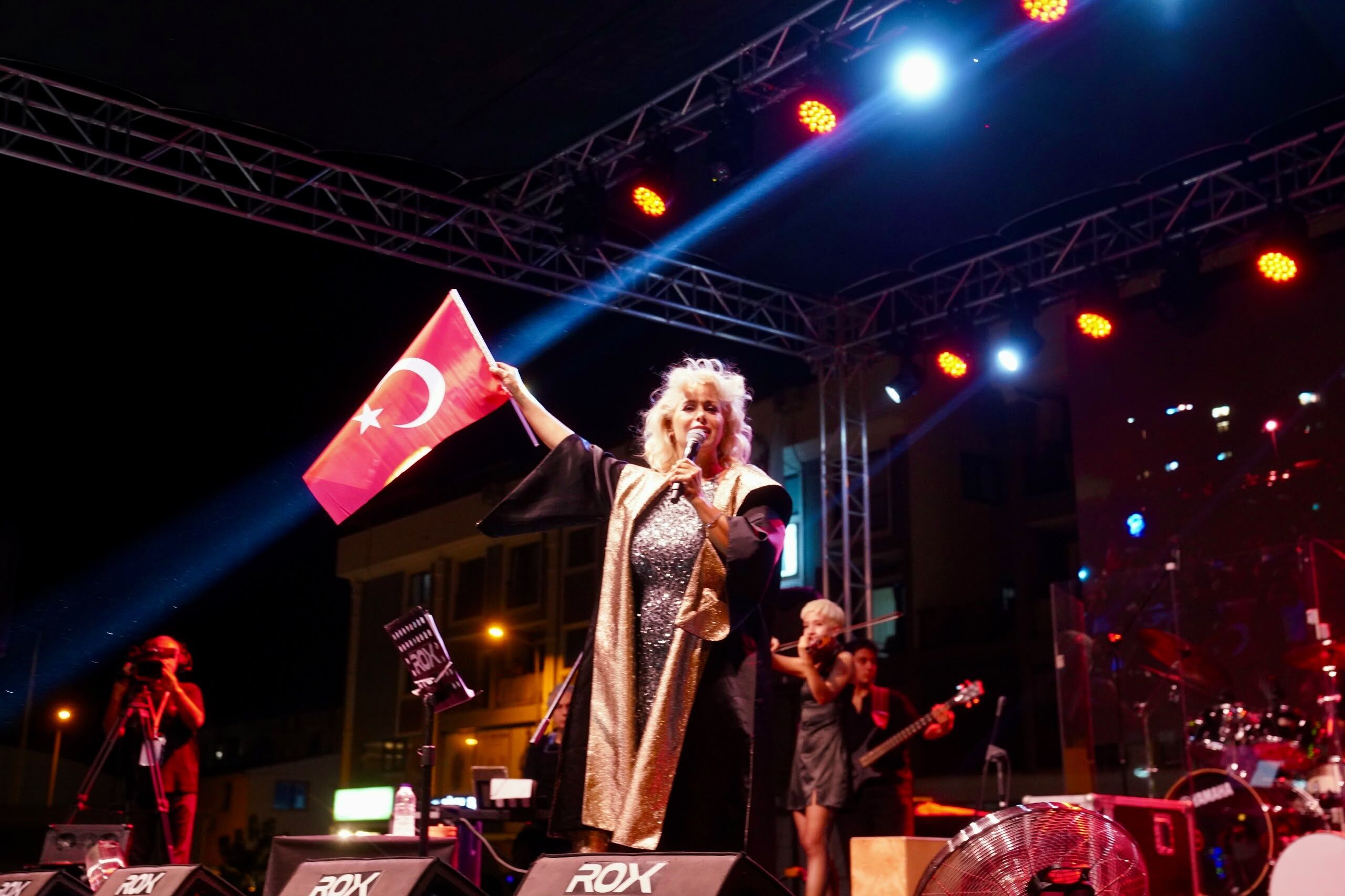 Seferihisar’ın Kurtuluşunun 104. Yılı Coşkuyla Kutlandı (2)