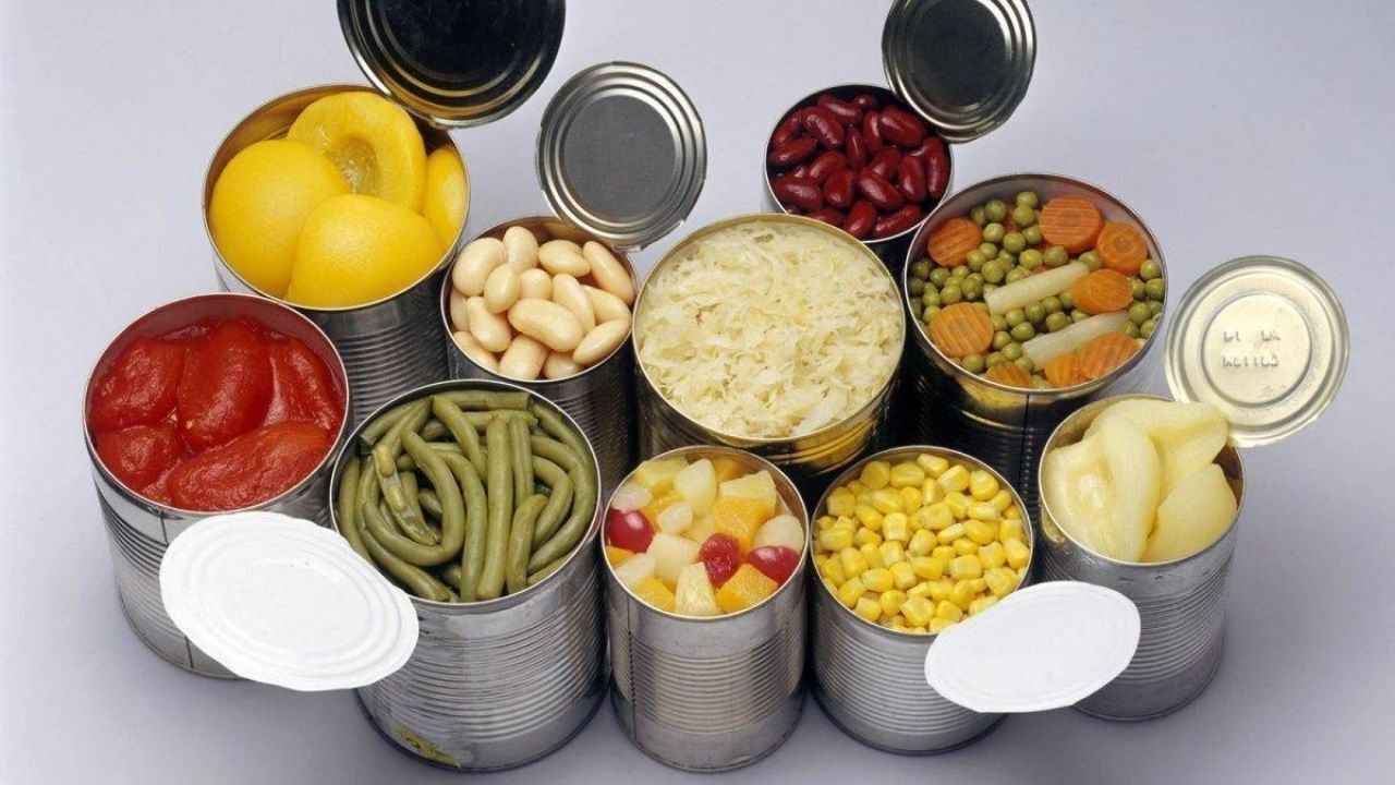 Kanada Ticaret Mahkemesi, konserve sebze ithalatına 13 bin ton kota ve yüzde 50 ek vergi önerdi. Türkiye’nin gelişmekte olan ülke muafiyeti talebi reddedildi. Gözler Kanada Maliye Bakanlığında!