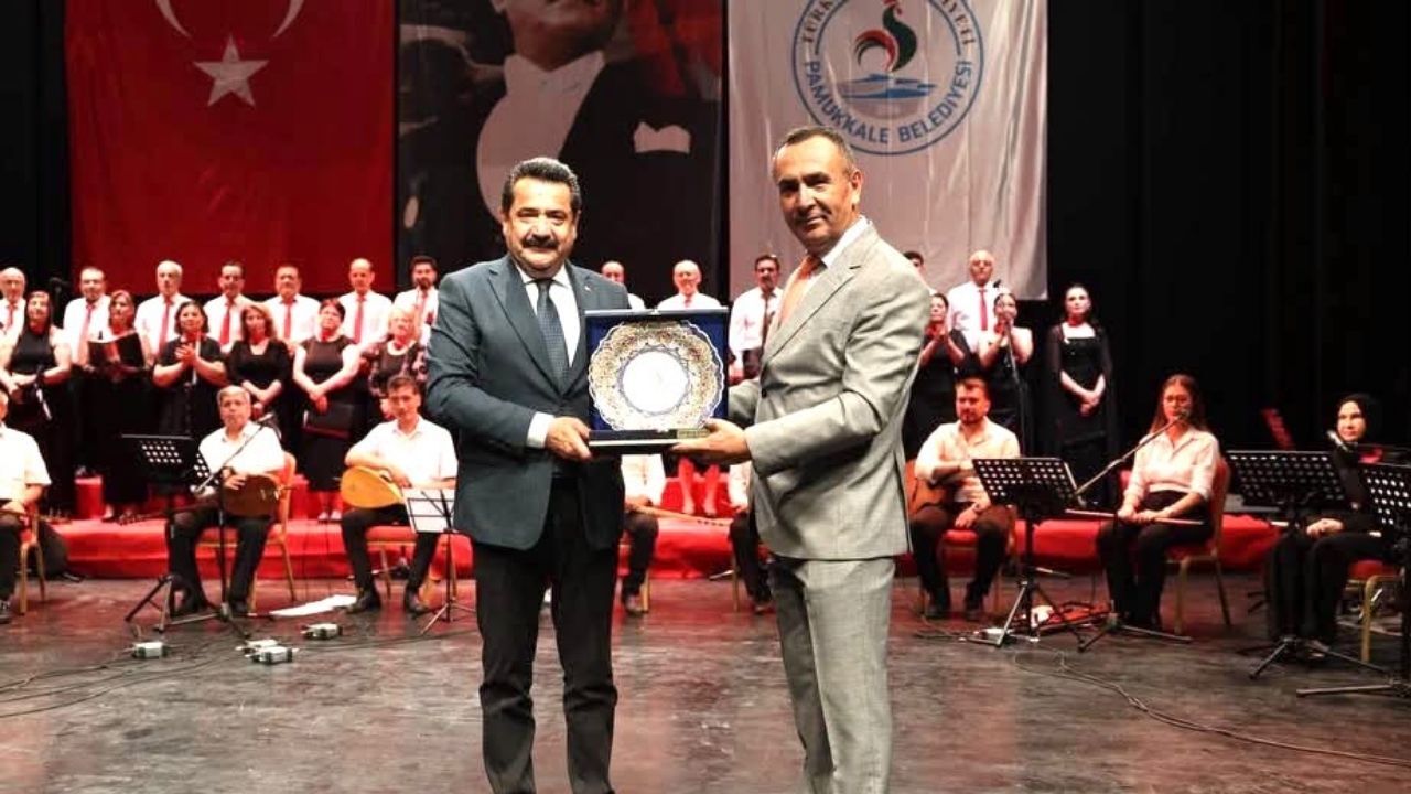 Türkülerin izinde bir koro şefi: Burhan Himmetli