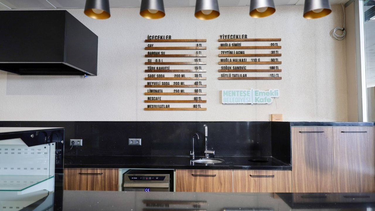 Sütlü Tatlı Emekli Kafe