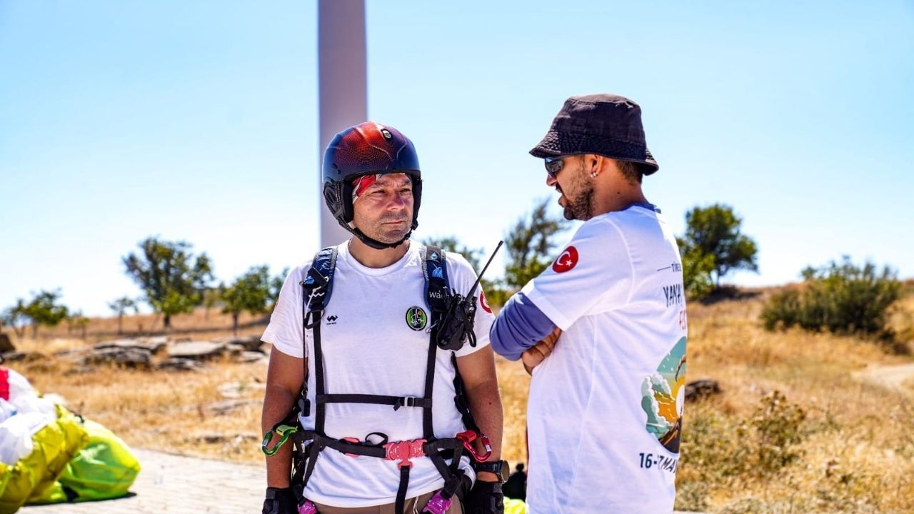 Yamaç Paraşütü Sporcuları, Tire’de Festivalde Buluştu6