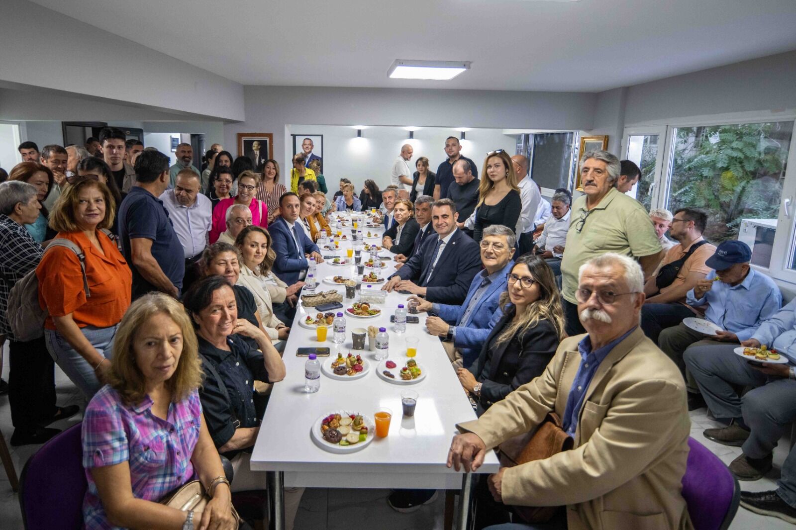 Yeni̇ Parti Bornova’da Ilçe Binasını Açtı Güç’ten Iktidar Mesajı (6)