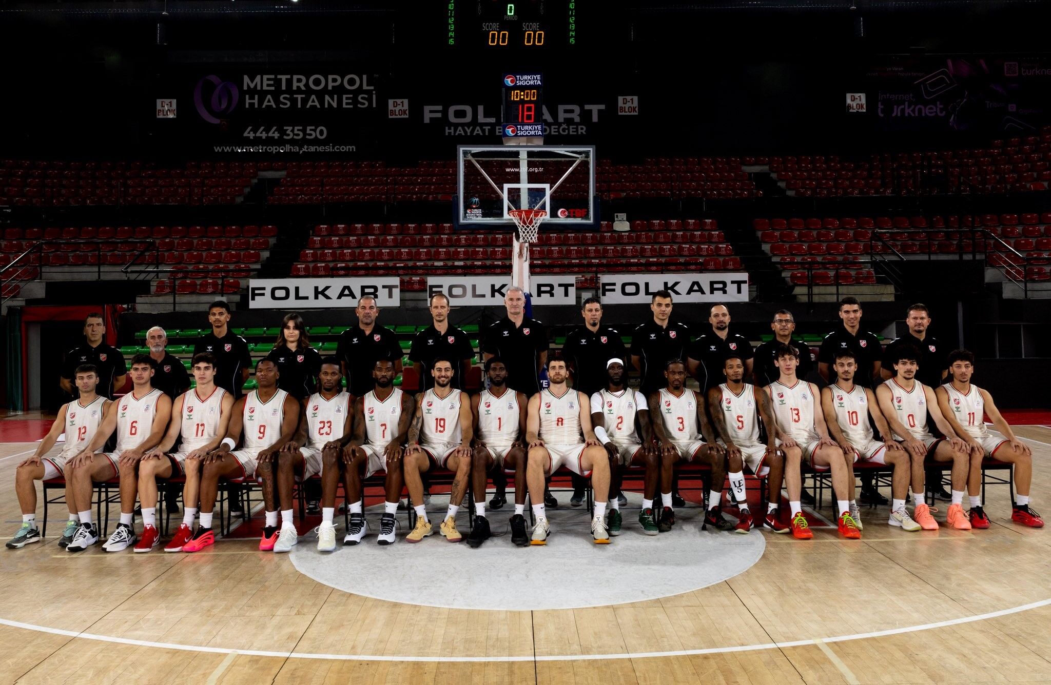 Yeni Sezona Hazırlanan Karşıyaka Basketbol'da Teknik Ekip Tamamlandı