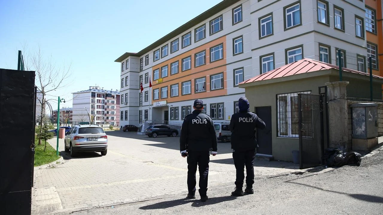 Okullarda Yeni Güvenlik Önerisi 5