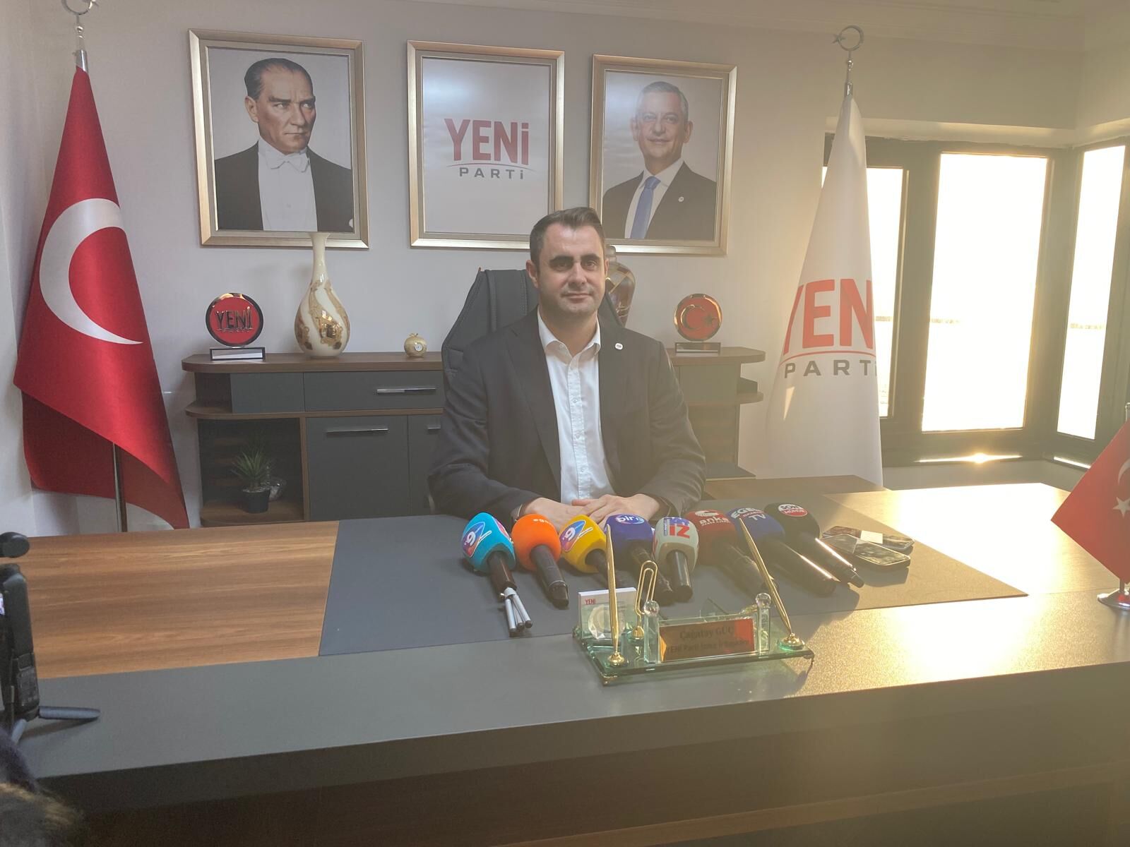 Yeni Parti Çağatay 2