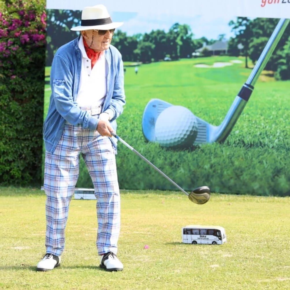 96 Yaşındaki Rahmi Koç'un Golf Kombini (2)