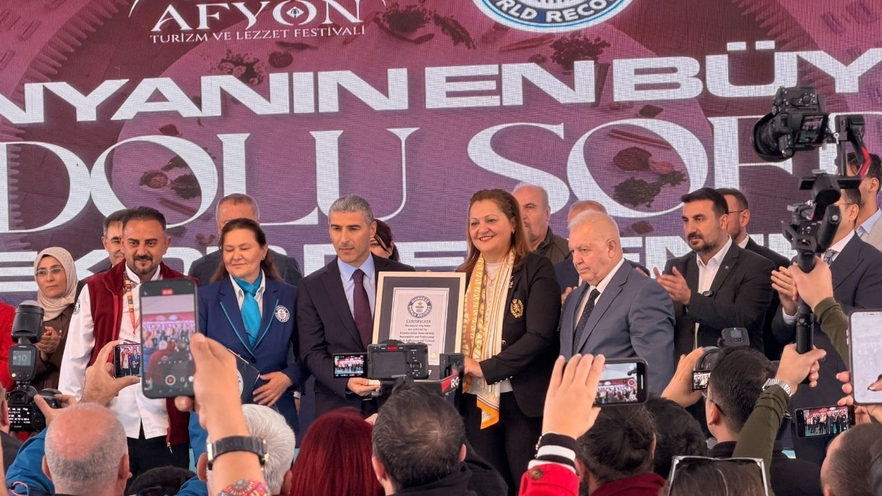 Afyonkarahisar Guinness Rekorlar Kitabı'nda1