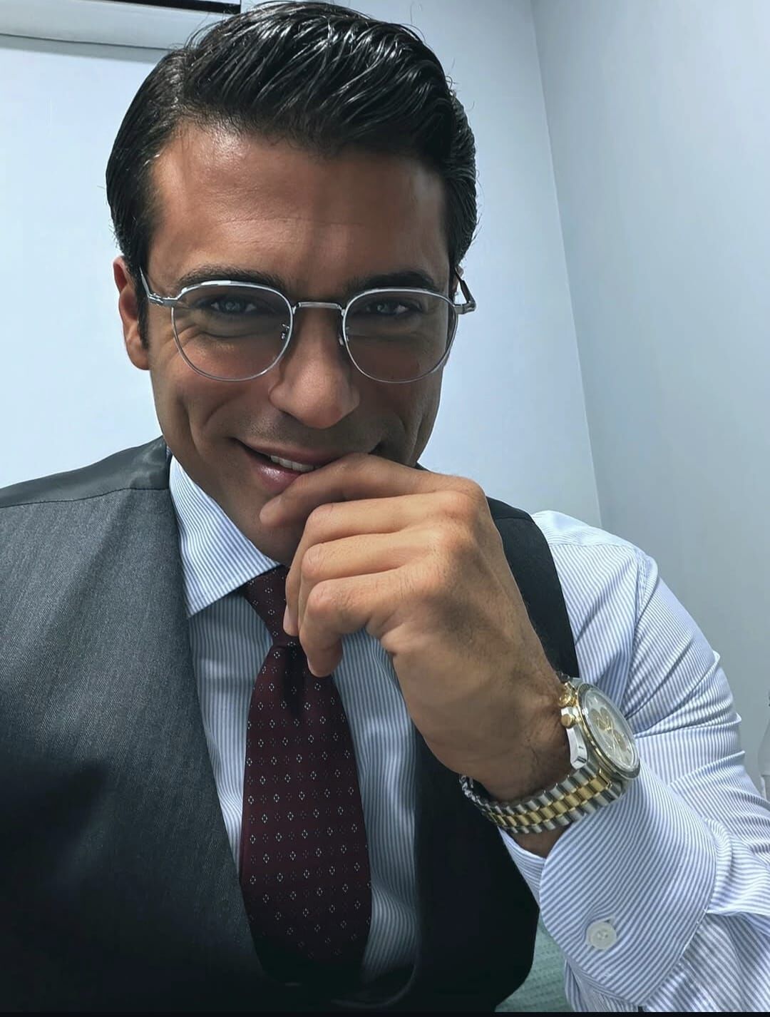 Can Yaman Yine Imaj Değiştirdi Sakallarını Kesince Bambaşka Biri Oldu! (2)