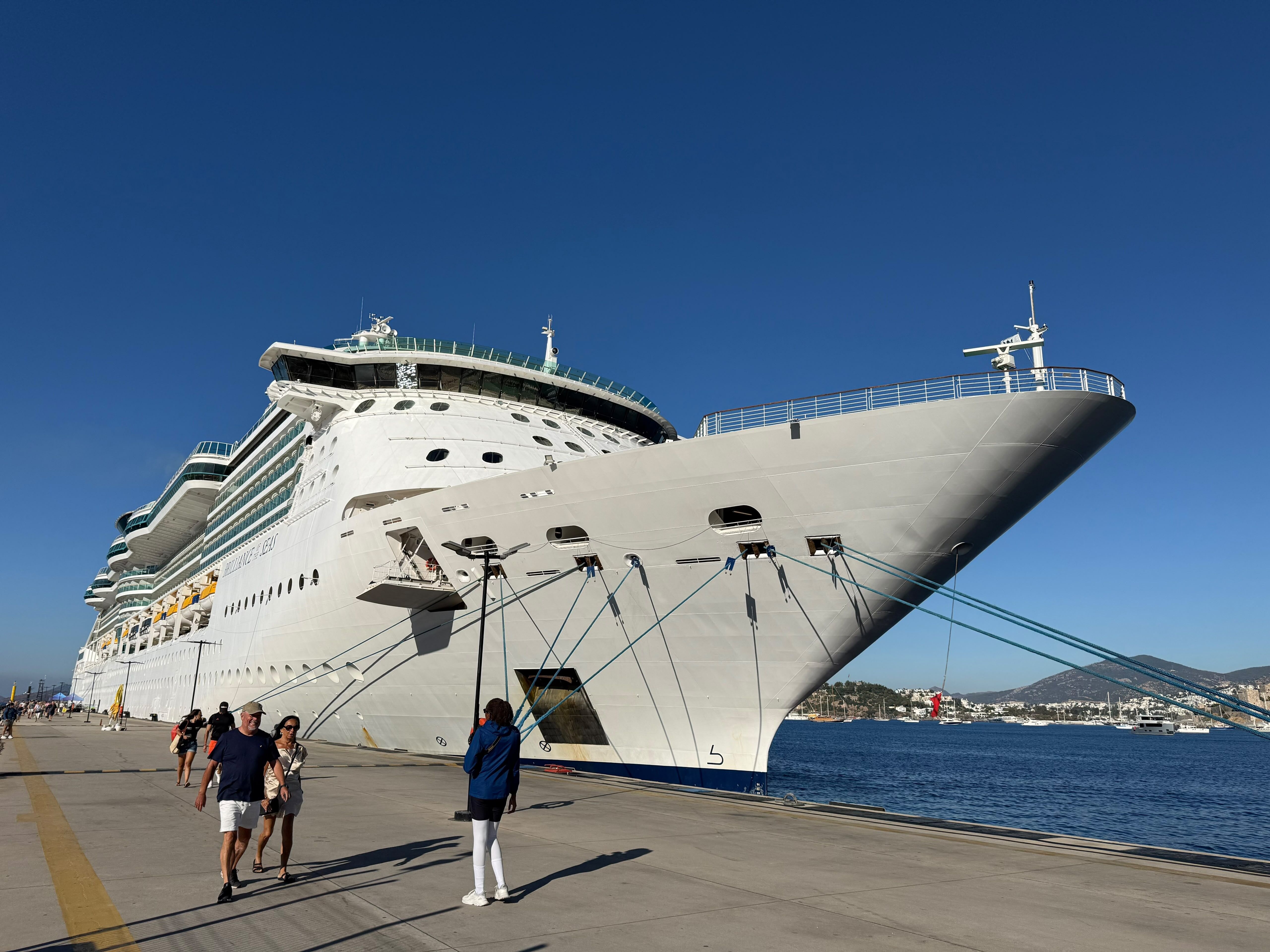 Dev Kruvaziyer Brilliance Of The Seas Bodrum’a Demirledi (5)