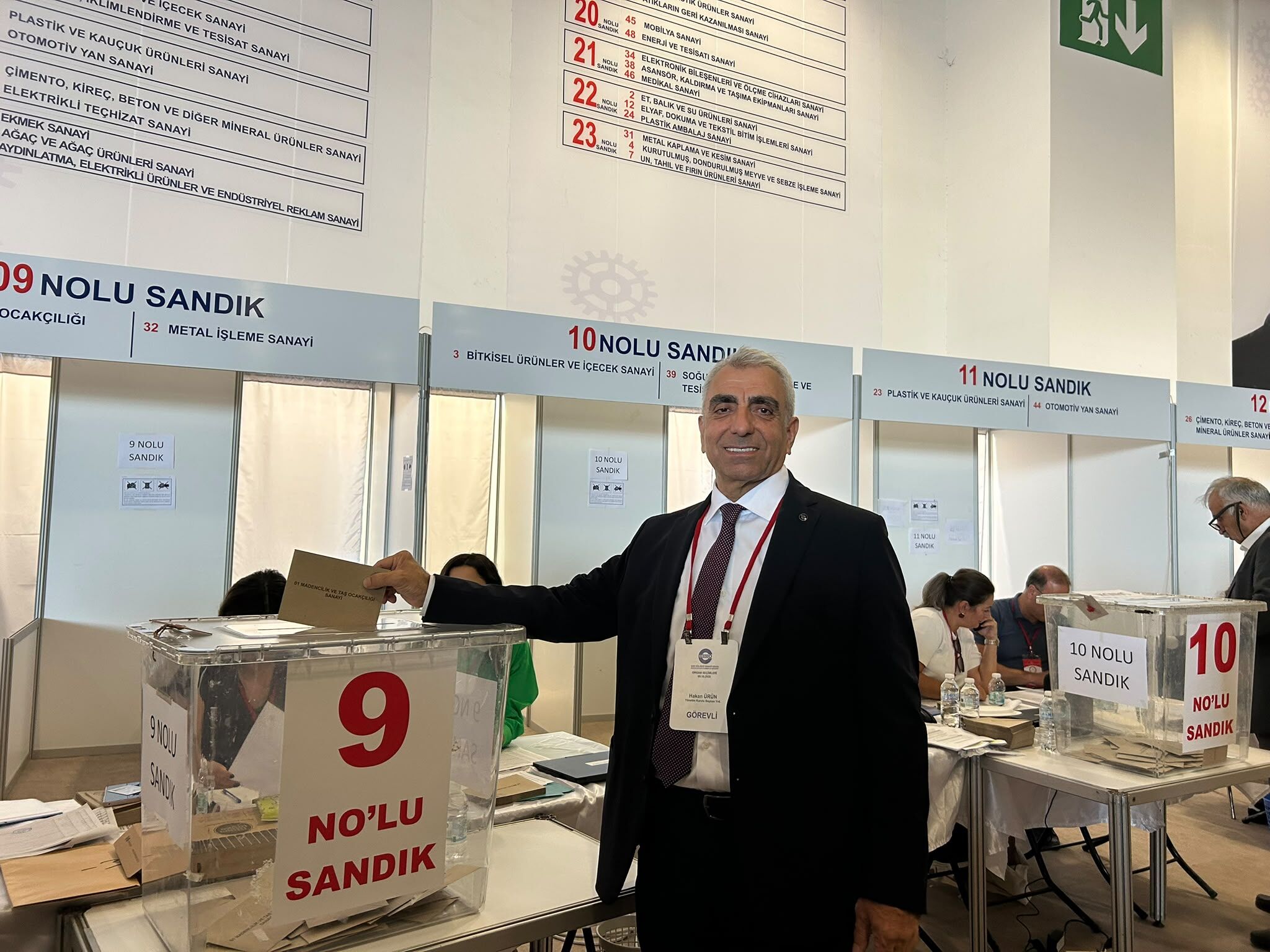 Ebso’da Sandık Başında Gerilim Yorgancılar’ın Birlik Pozu Tartışma Yarattı (2)