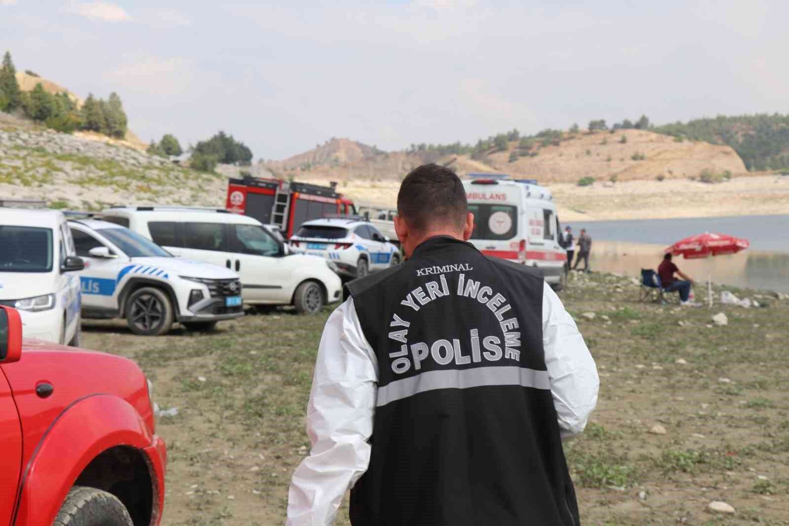 Erkek Cesedi (2)
