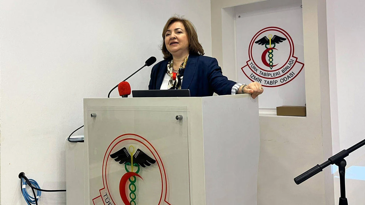 İzmir Tabip Odası’nda Duygusal Anma Bu Dünyadan Ergün Demir Geçti (1)-1