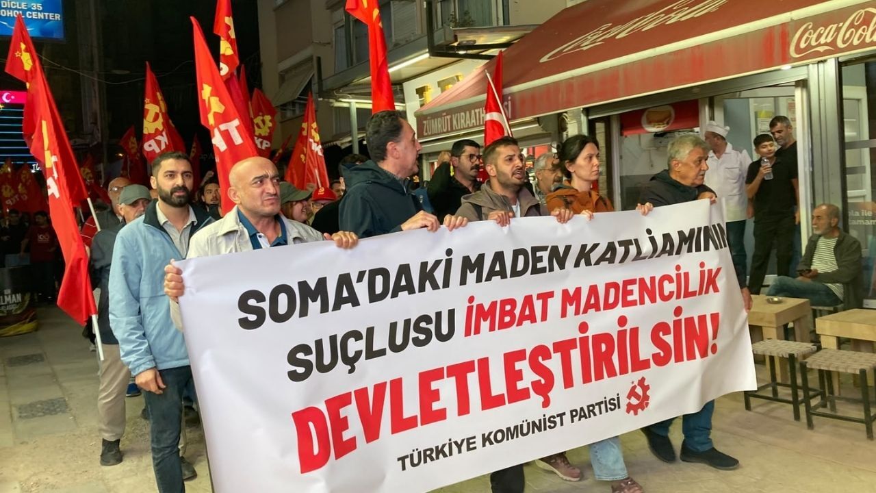 Soma’da Hayatını Kaybeden Madenciler Için Baret Bıraktılar Derhal Devletleştirilmeli7