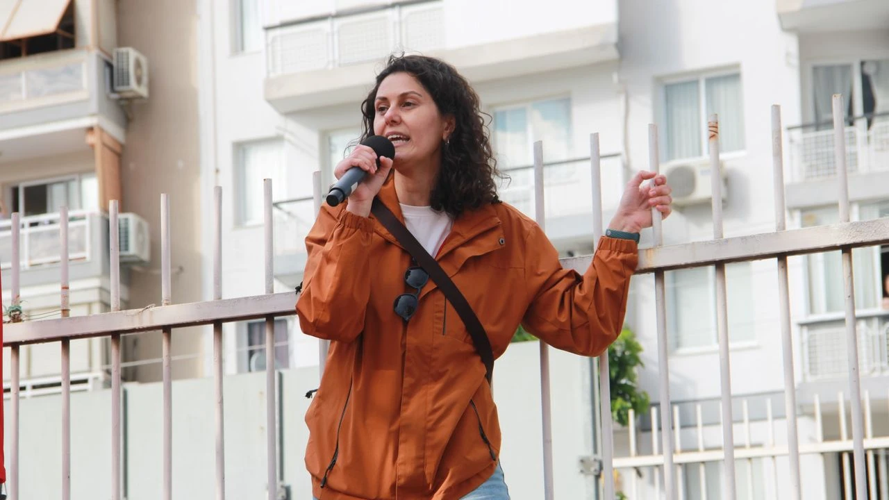 Tkp İzmir Cemil Tugay Için Imza Kampanyası Başlatıldı (1)-2