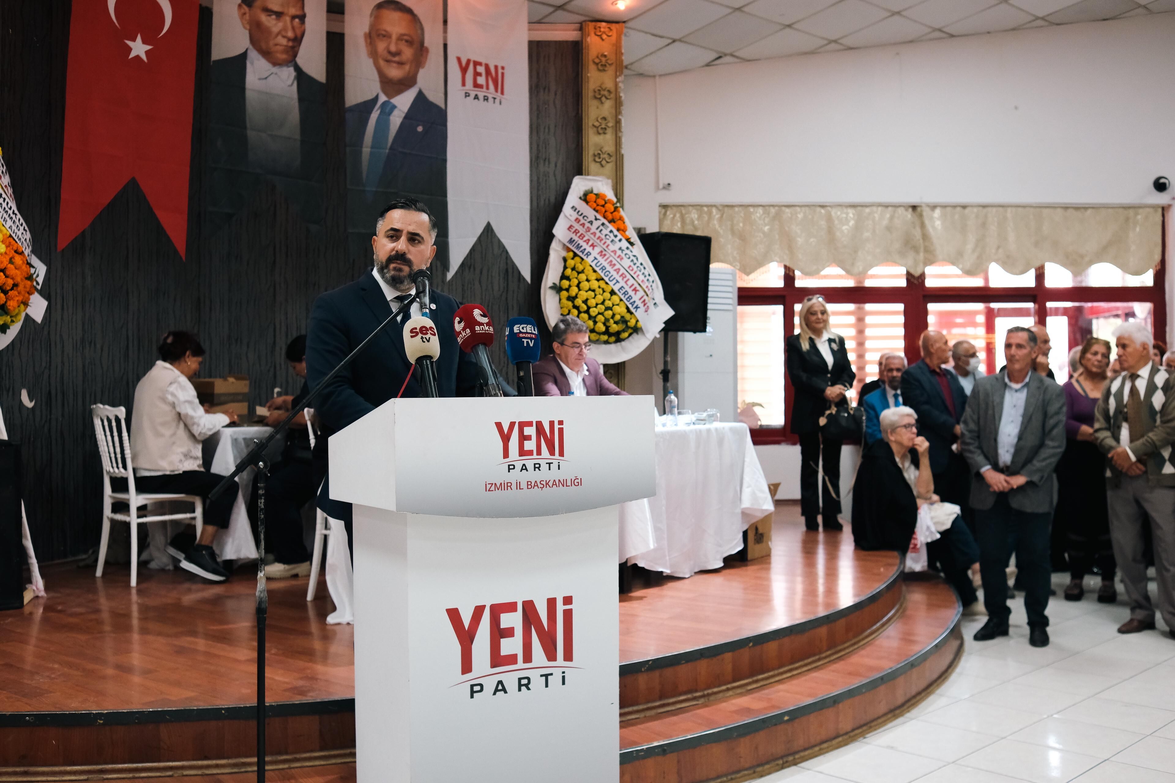 Yeni̇ Parti Buca'da Sandık Başında İki Adaylı Yarış (5)