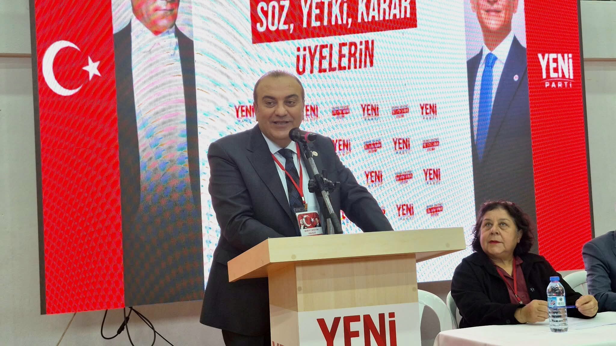 Yeni̇ Parti İzmir’de Ilk Kongre Balçova’da Yapıldı (6)